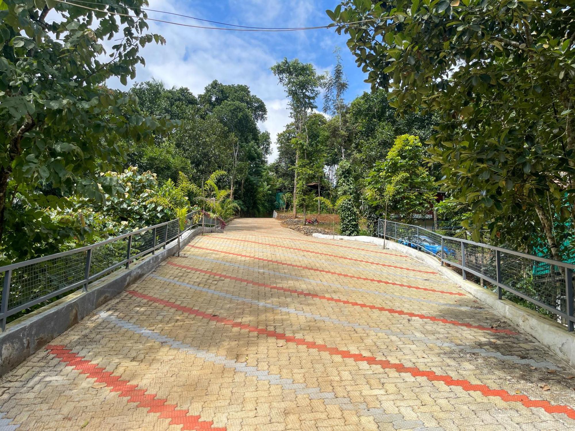 Snow Hills Resorts Thekkady Kültér fotó